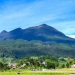 67035b9b8d9a5-bidadari-gunung-lawu-mitos-legenda-dan-jejak-di-puncak-tertinggi_banyuwangi